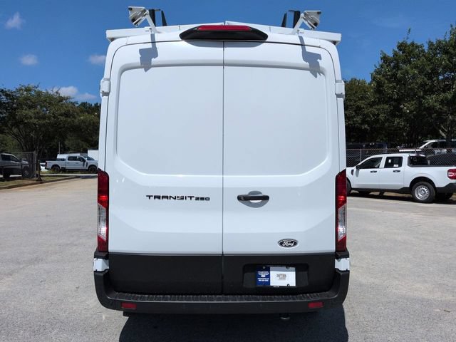New 2026 Ford Transit 250 148 Medium Roof w/ Load Area Protection Package RWD image 5