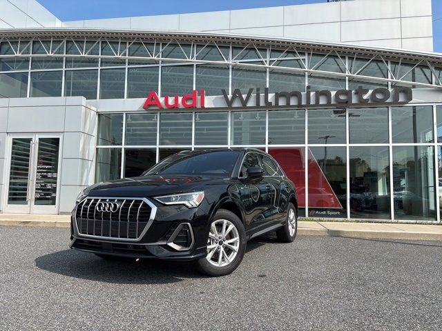 New 2025 Audi Q3 2.0T Premium Plus