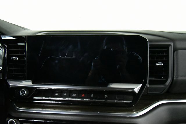 Used 2024 Chevrolet Silverado 1500 RST image 4