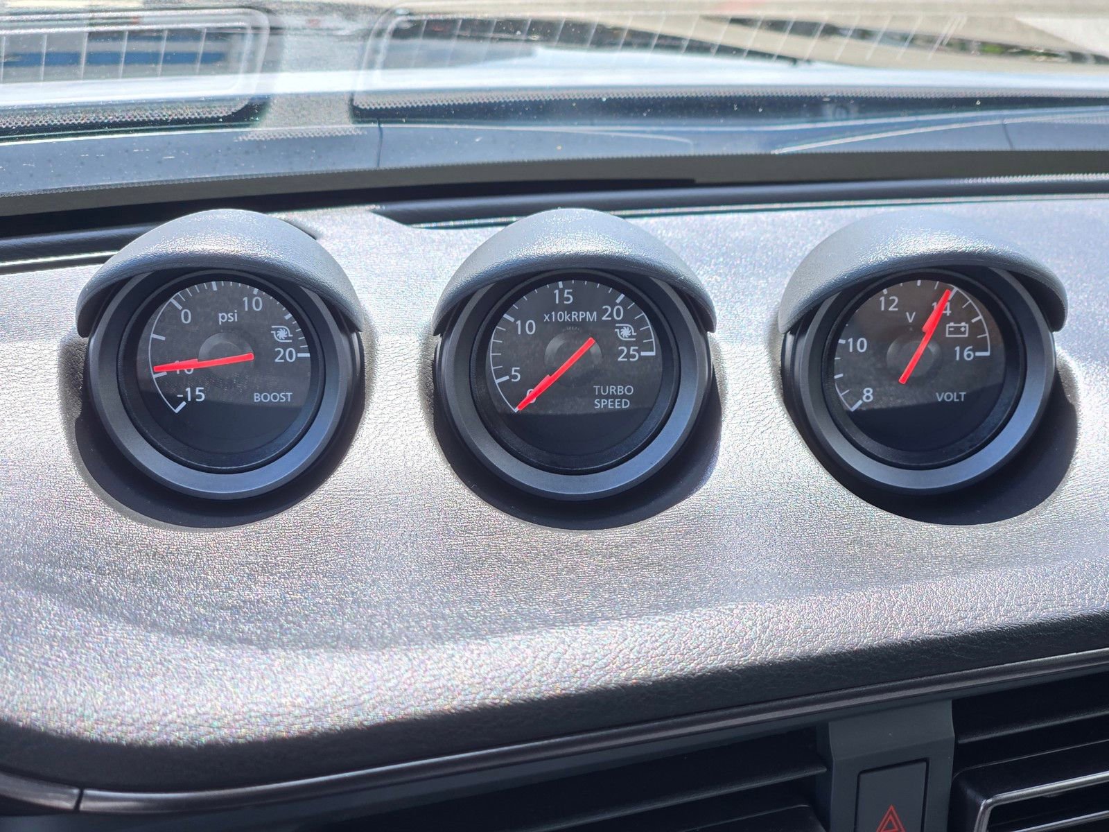 Used 2024 Nissan Z Performance w/ Floor Mat Package RWD image 20