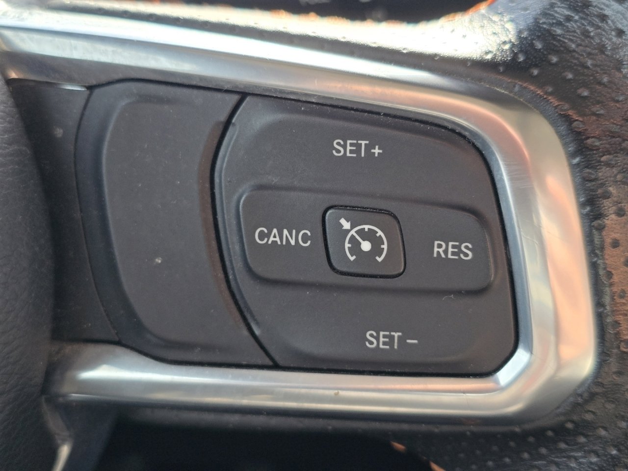 Used 2021 Jeep Gladiator Mojave w/ Dual Top Group image 35