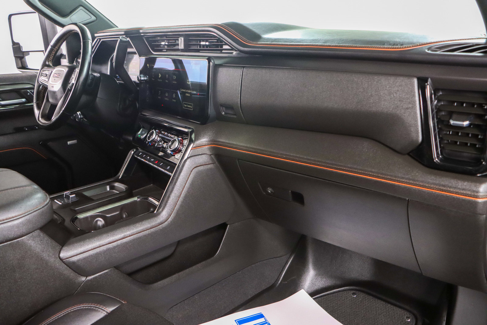 Used 2024 GMC Sierra 2500 AT4 w/ AT4 Premium Plus Package image 31