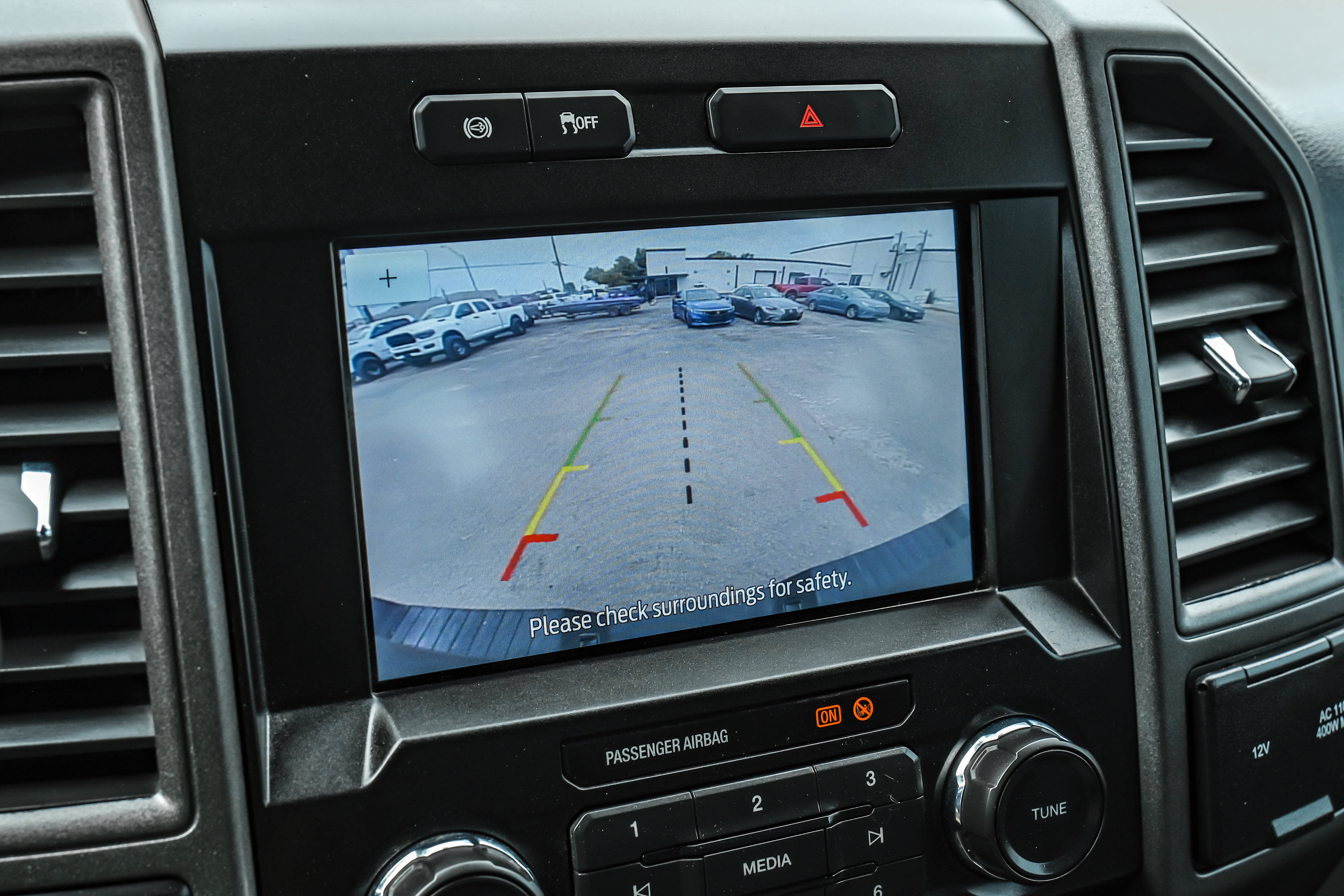 Used 2021 Ford F250 XL w/ STX Appearance Package AWD/4WD image 21