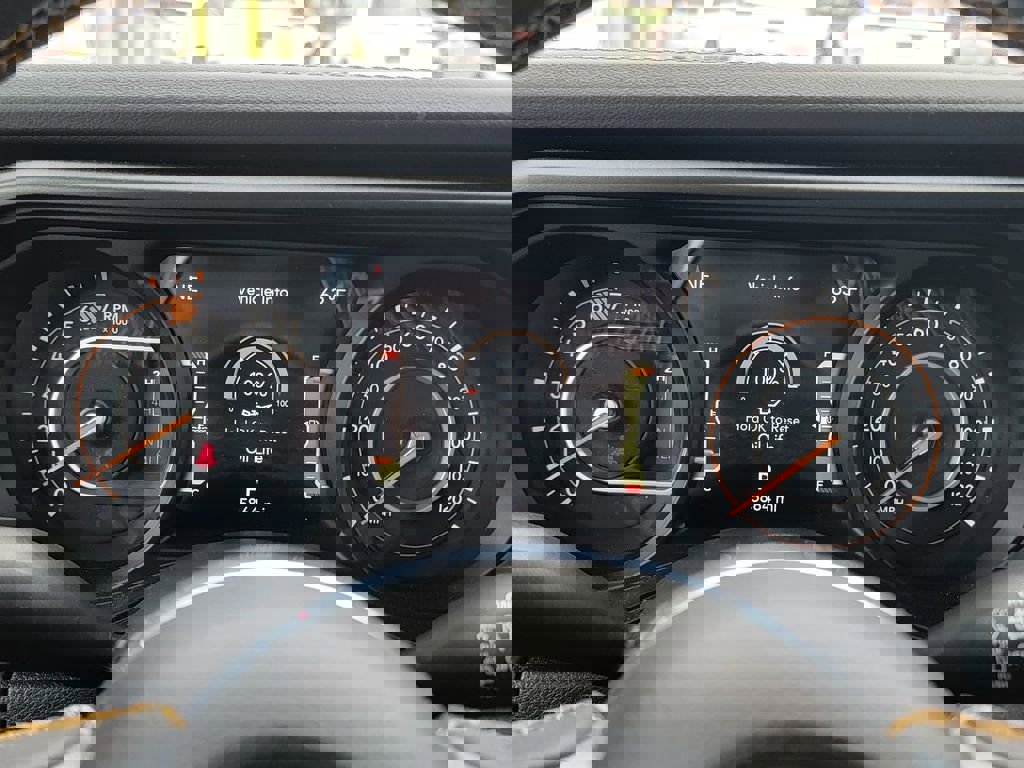 New 2024 Jeep Wrangler Sahara w/ Technology Group image 21