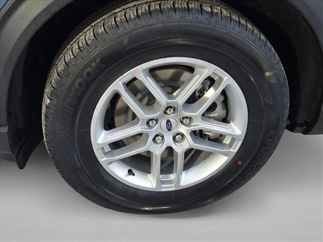 New 2026 Ford Explorer Active image 9