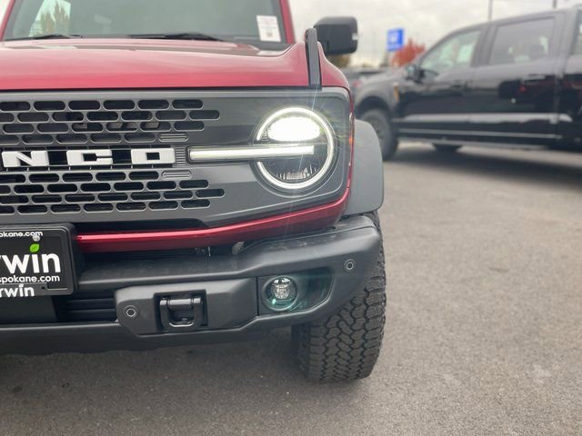 New 2025 Ford Bronco Badlands image 7