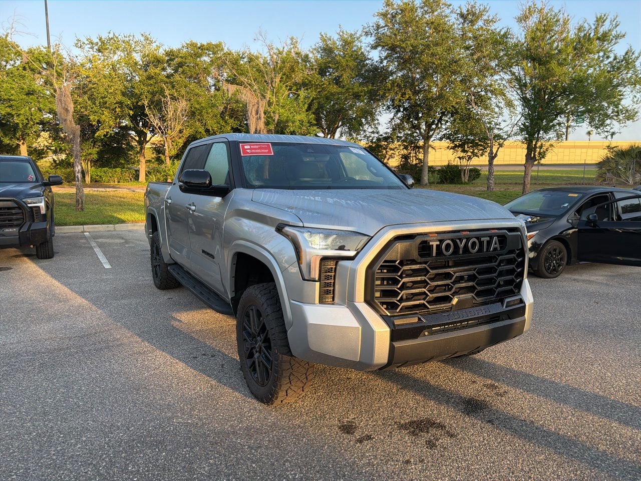 Used 2026 Toyota Tundra Limited AWD/4WD image 7