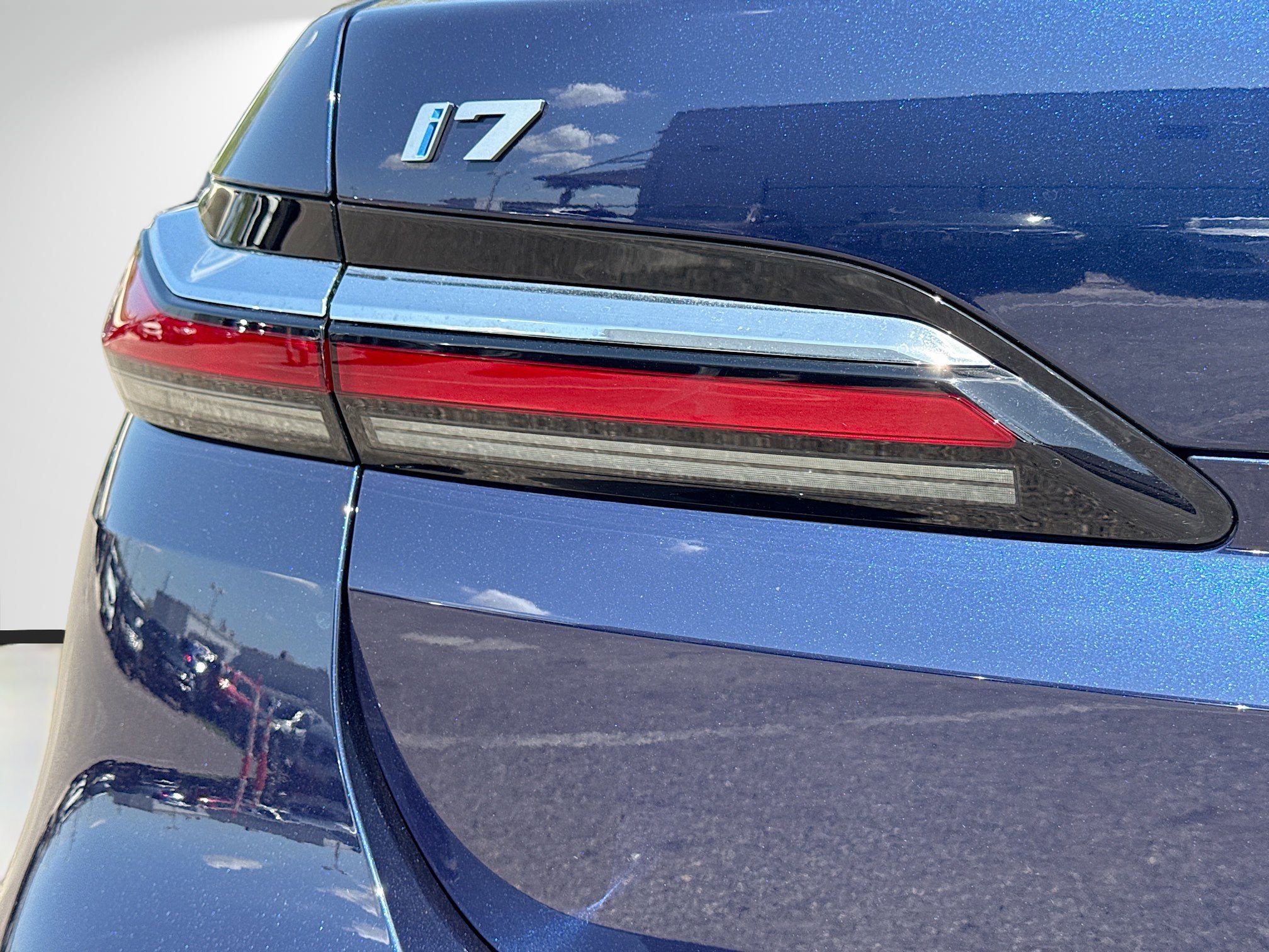 Used 2023 BMW i7 xDrive60 image 10