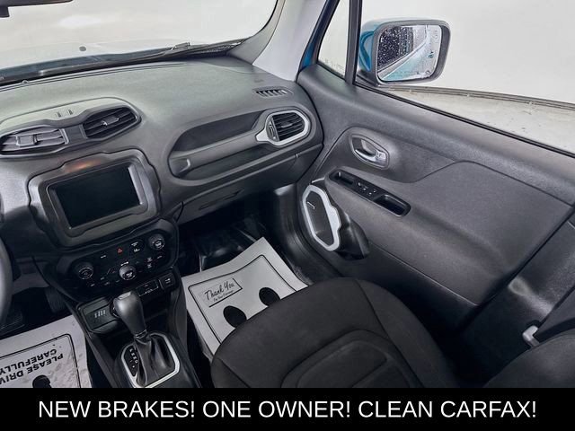 Used 2021 Jeep Renegade Latitude w/ Sun & Sound Group image 23