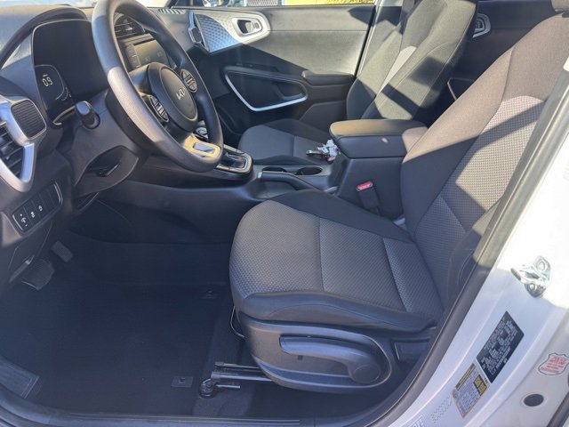 Certified 2024 Kia Soul LX w/ Option Group 015 image 16