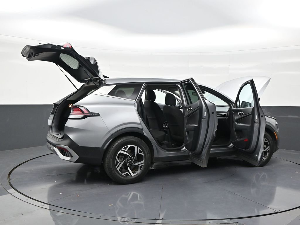 Used 2023 Kia Sportage LX FWD image 28