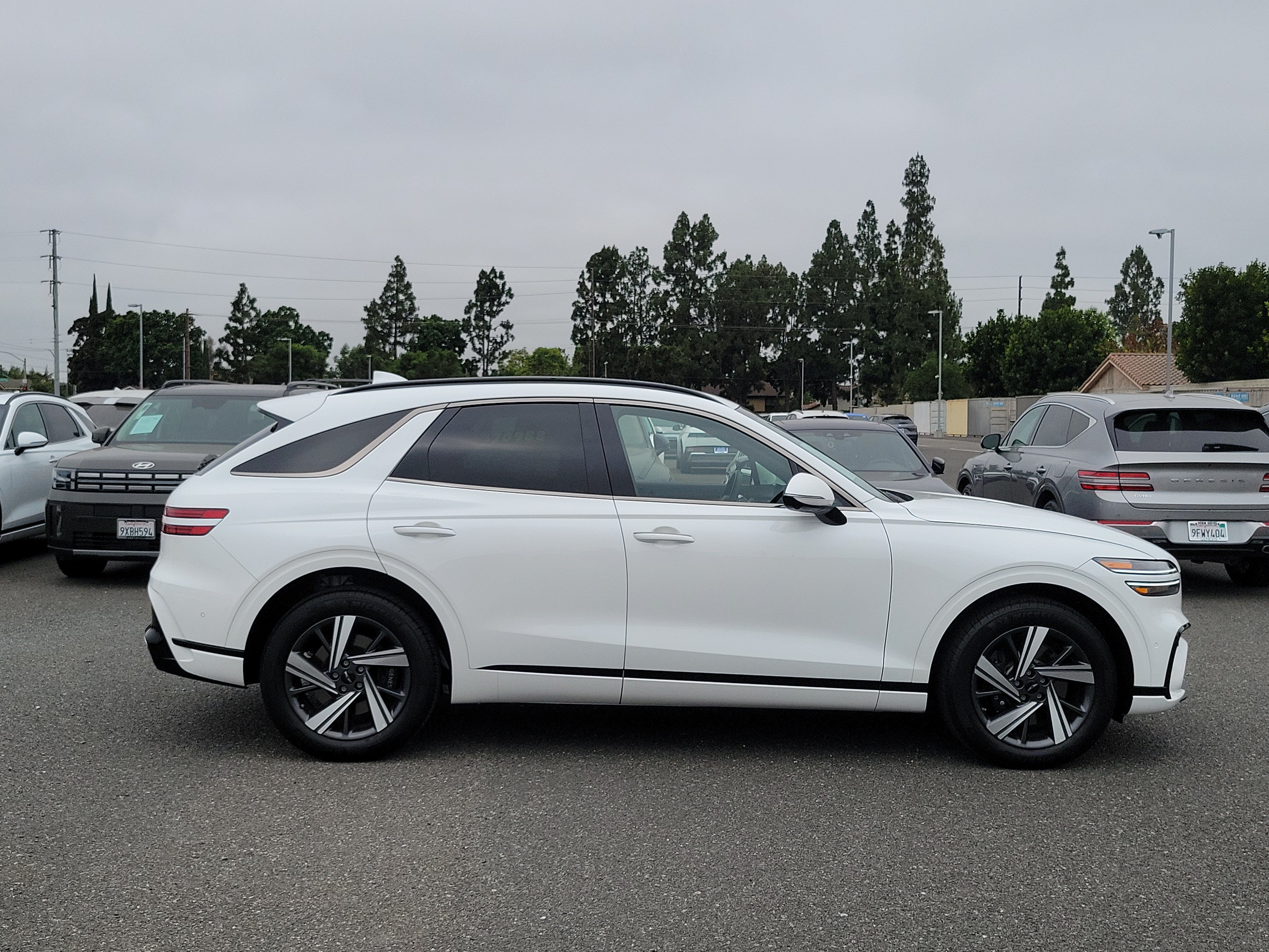 Certified 2026 Genesis GV70 3.5T Sport Advanced AWD/4WD image 5