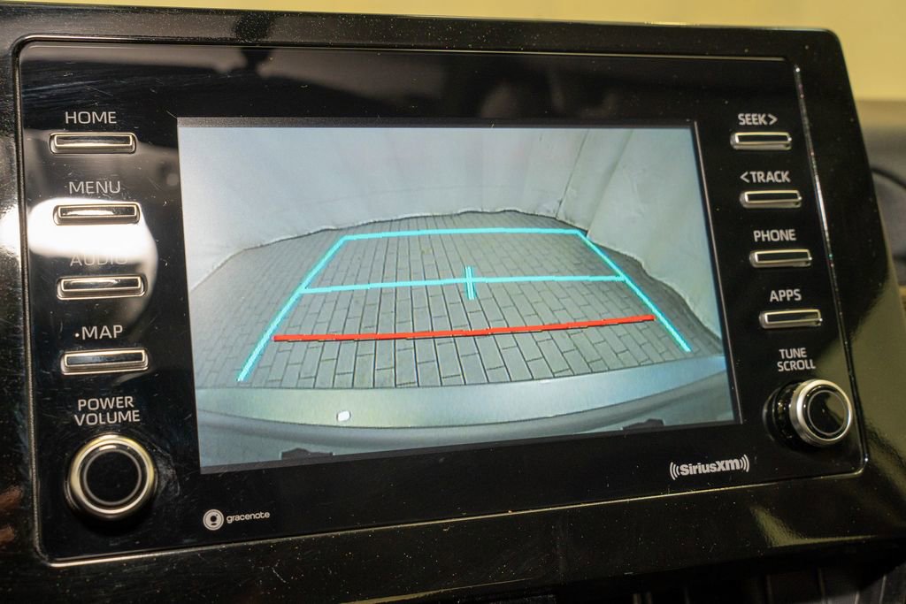 Used 2024 Toyota Camry SE image 12