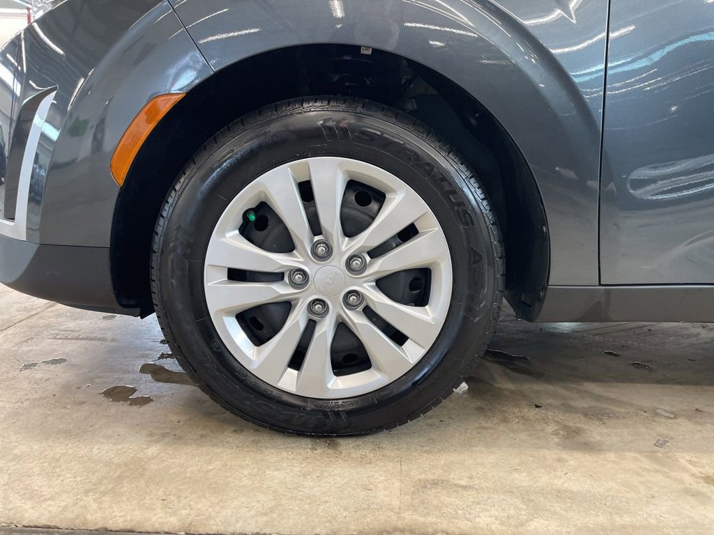 Certified 2023 Kia Soul LX FWD image 24