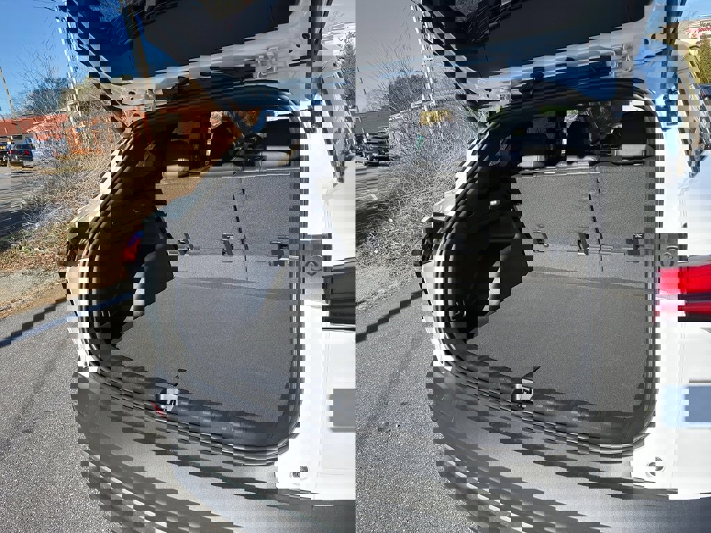 New 2026 Chevrolet Blazer EV LT image 17