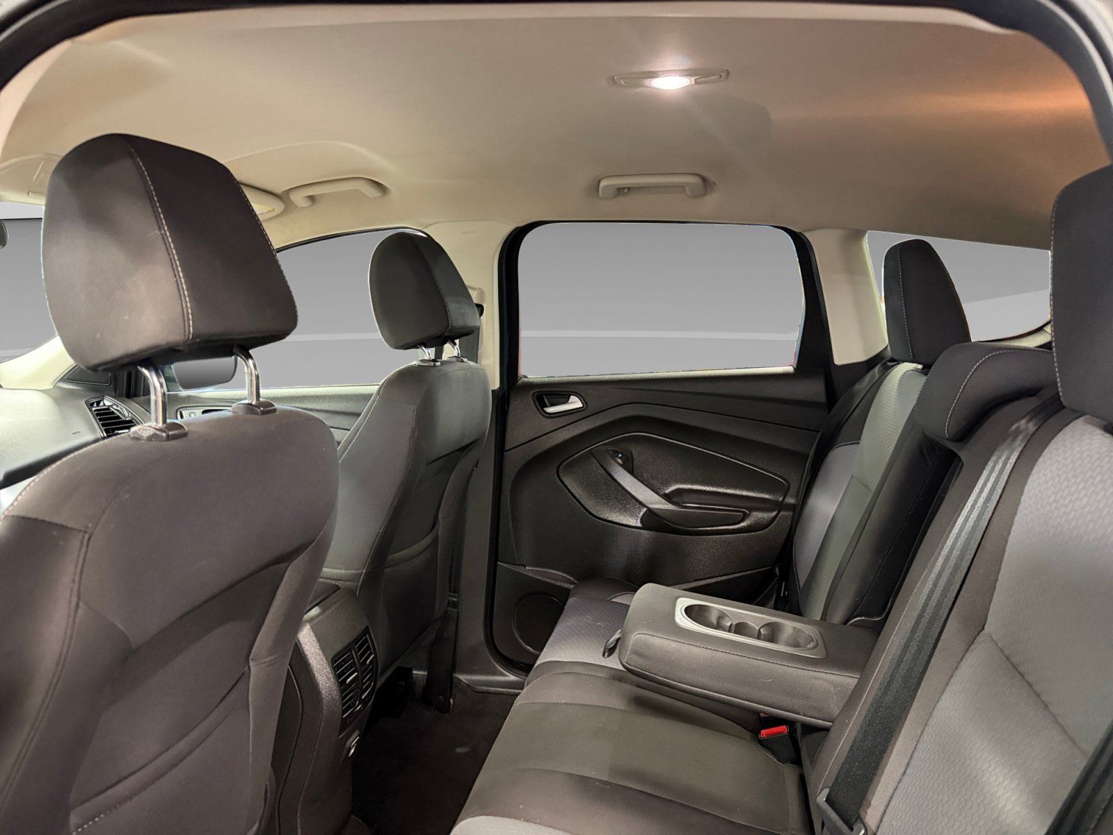 Used 2017 Ford Escape SE AWD/4WD image 38