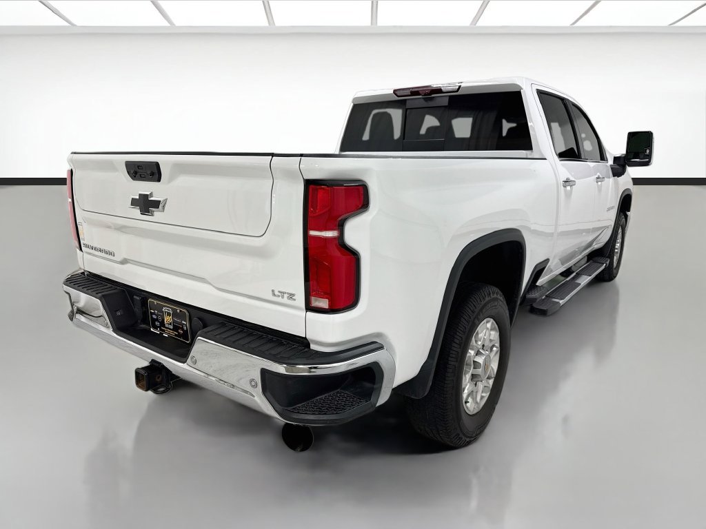 Used 2024 Chevrolet Silverado 2500 LTZ w/ LTZ Plus Package AWD/4WD image 5