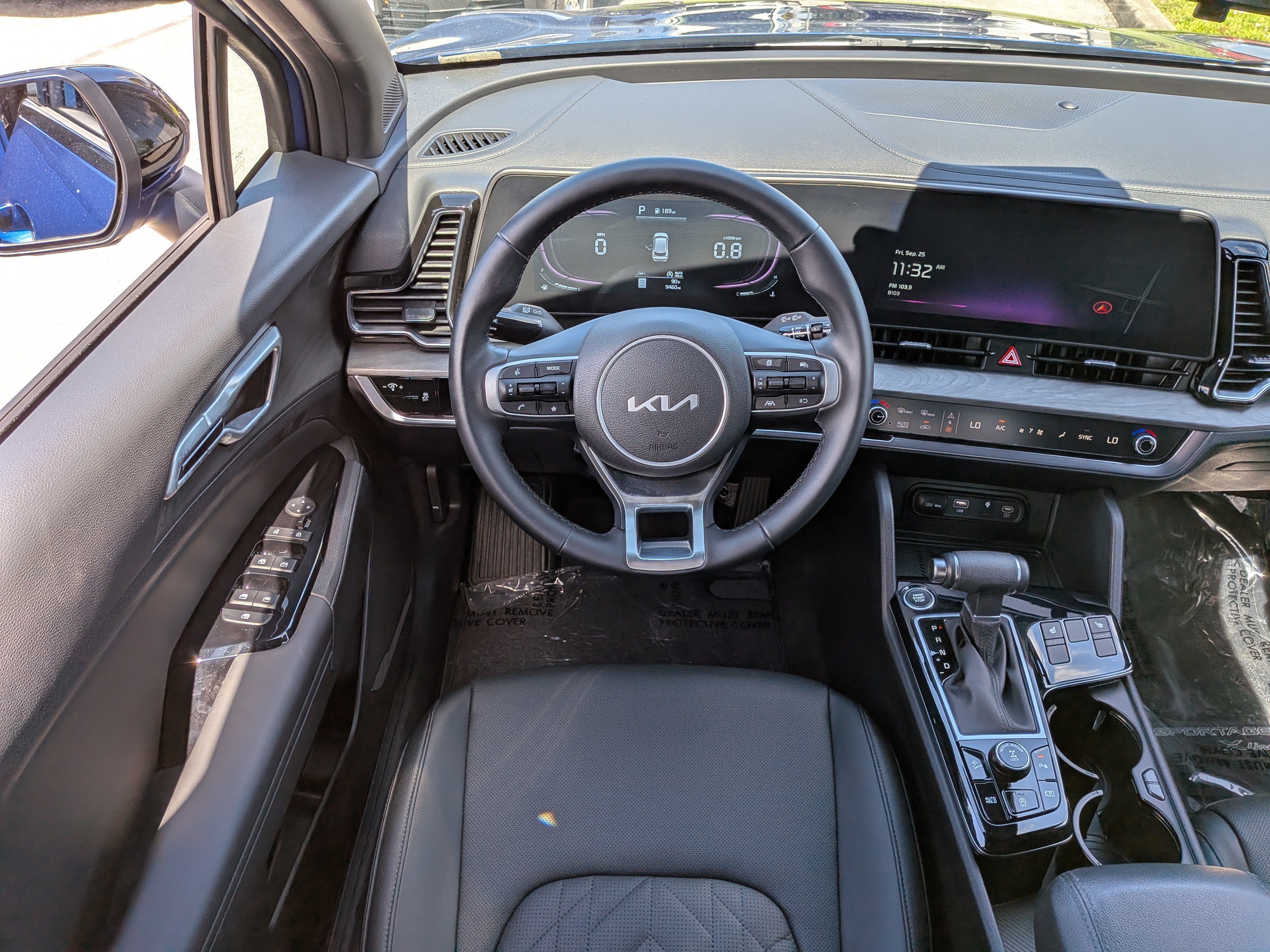 Used 2025 Kia Sportage X-Line AWD/4WD image 17