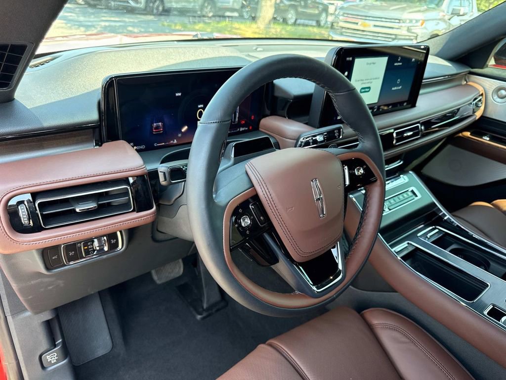New 2025 Lincoln Aviator Reserve image 34