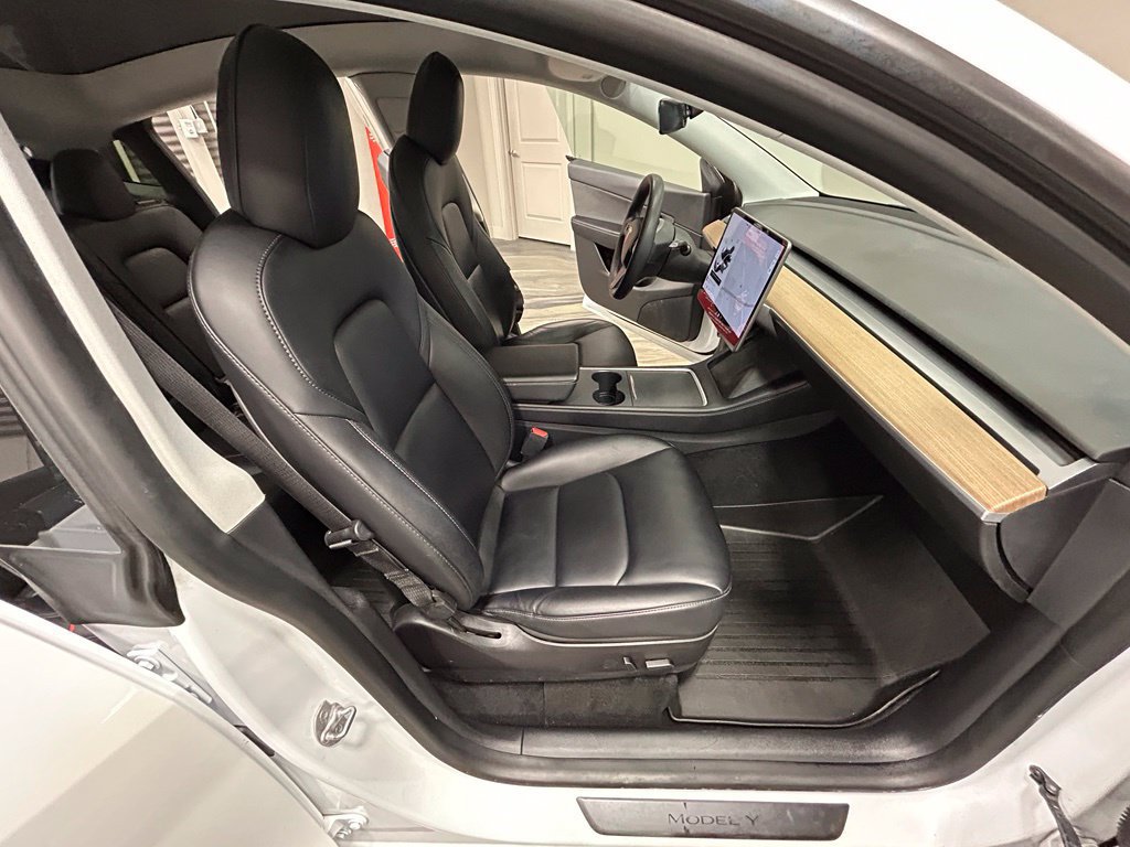 Used 2021 Tesla Model Y Long Range AWD/4WD image 42