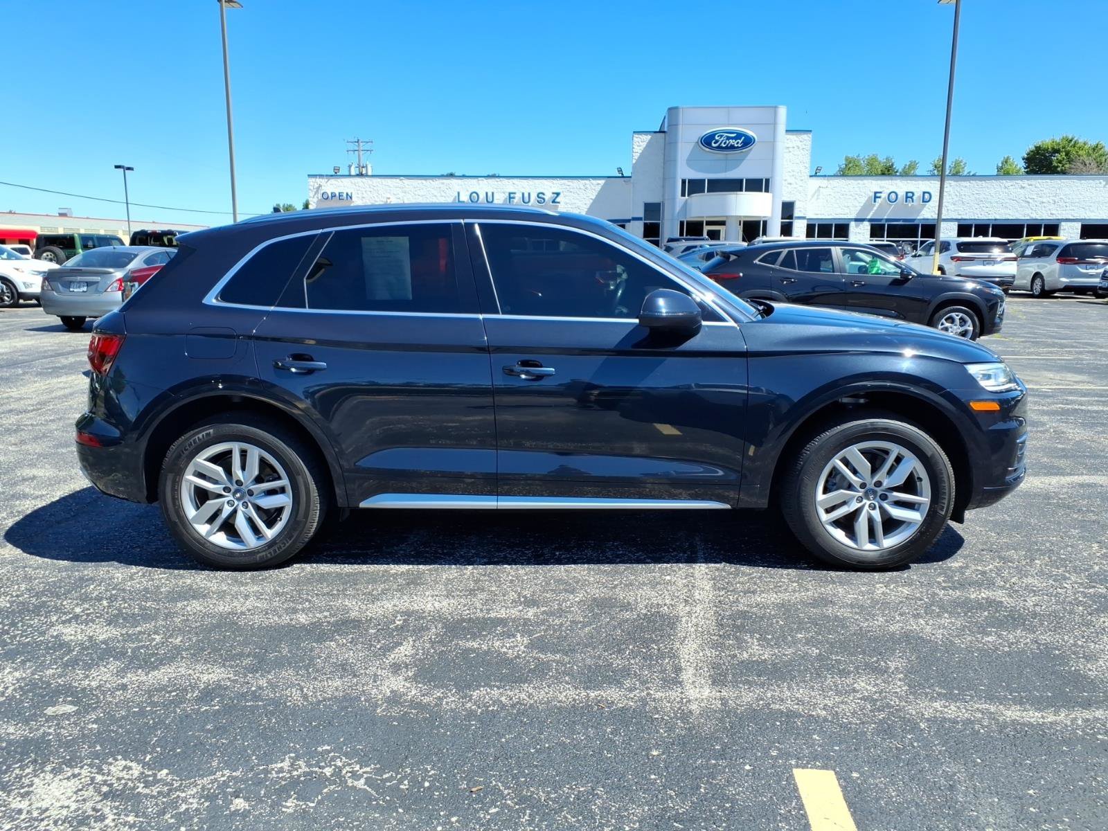 Used 2020 Audi Q5 2.0T Premium w/ Convenience Package AWD/4WD image 30