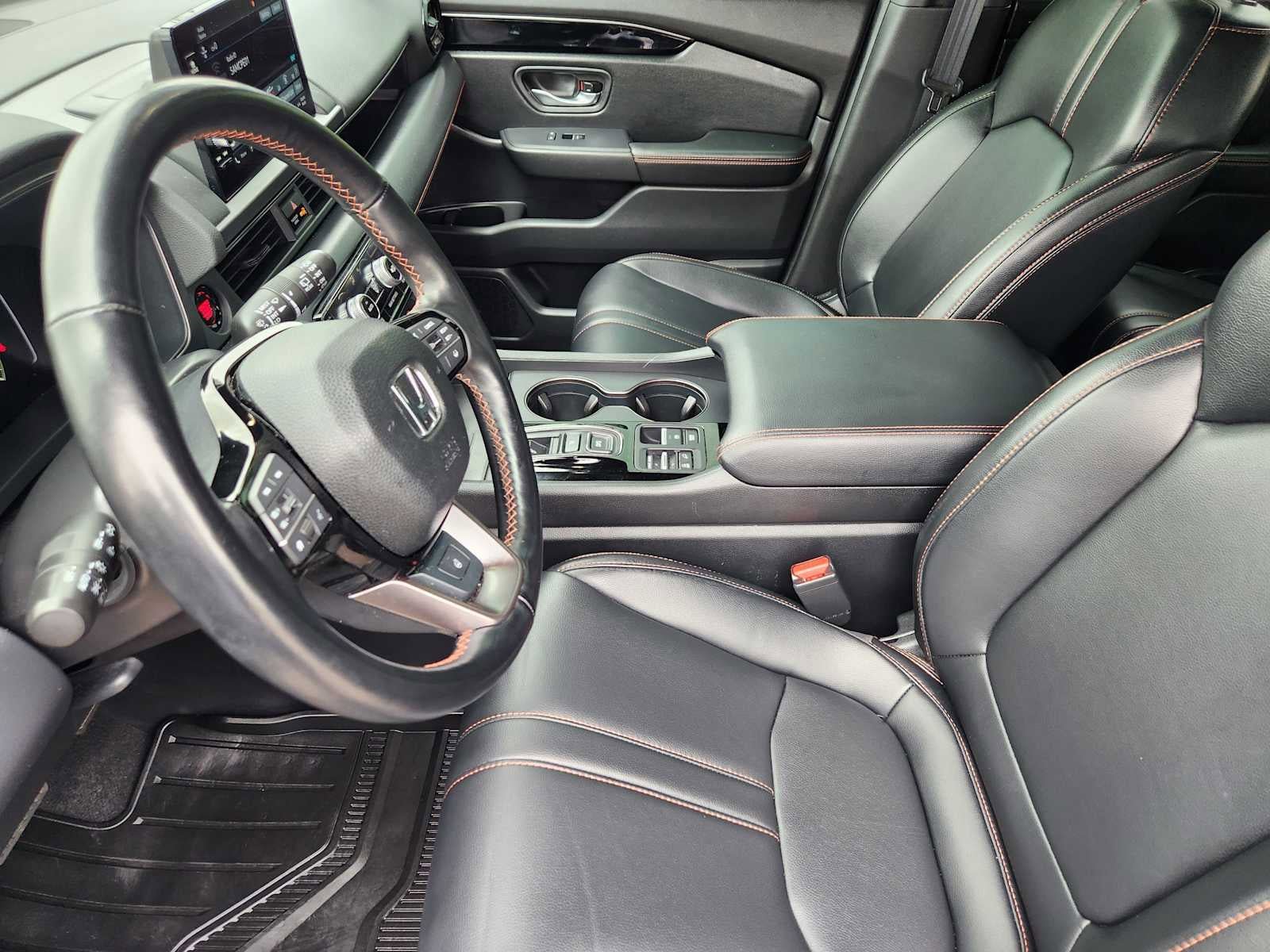 Used 2024 Honda Pilot TrailSport image 7