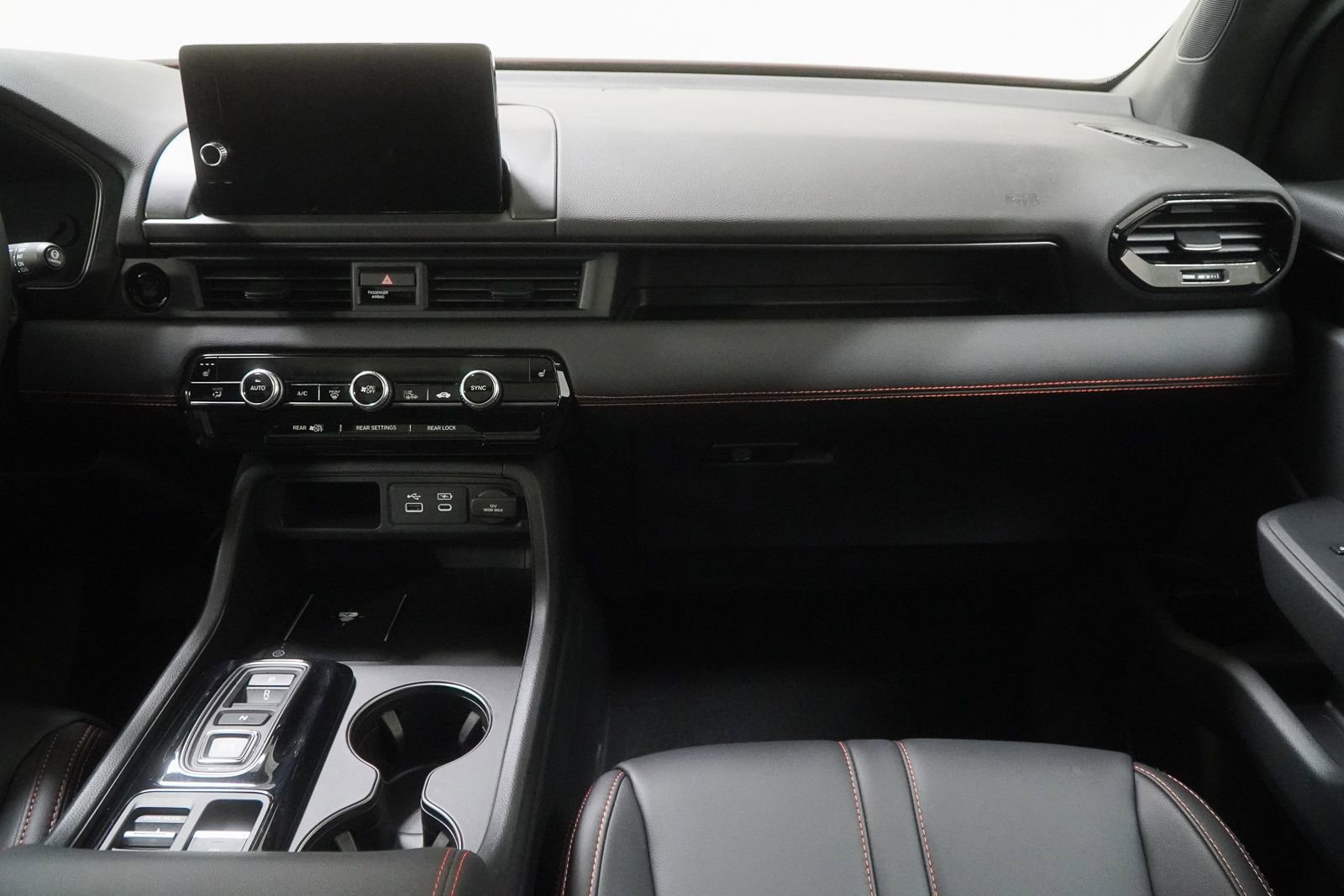 Certified 2025 Honda Pilot TrailSport image 34