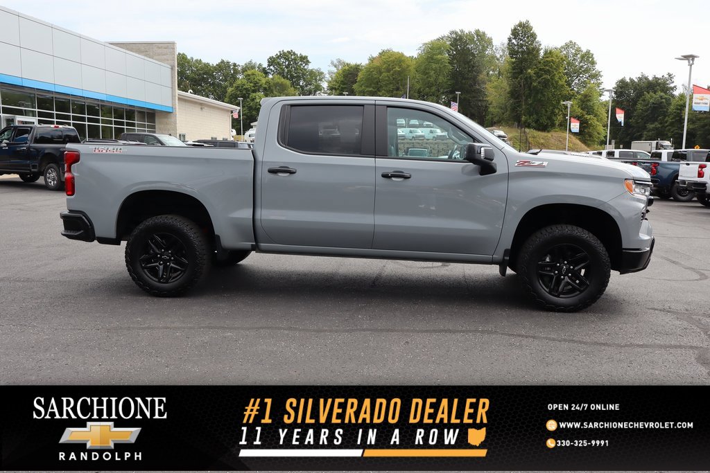 Used 2024 Chevrolet Silverado 1500 LT Trail Boss w/ LT Trail Boss Premium Package image 1