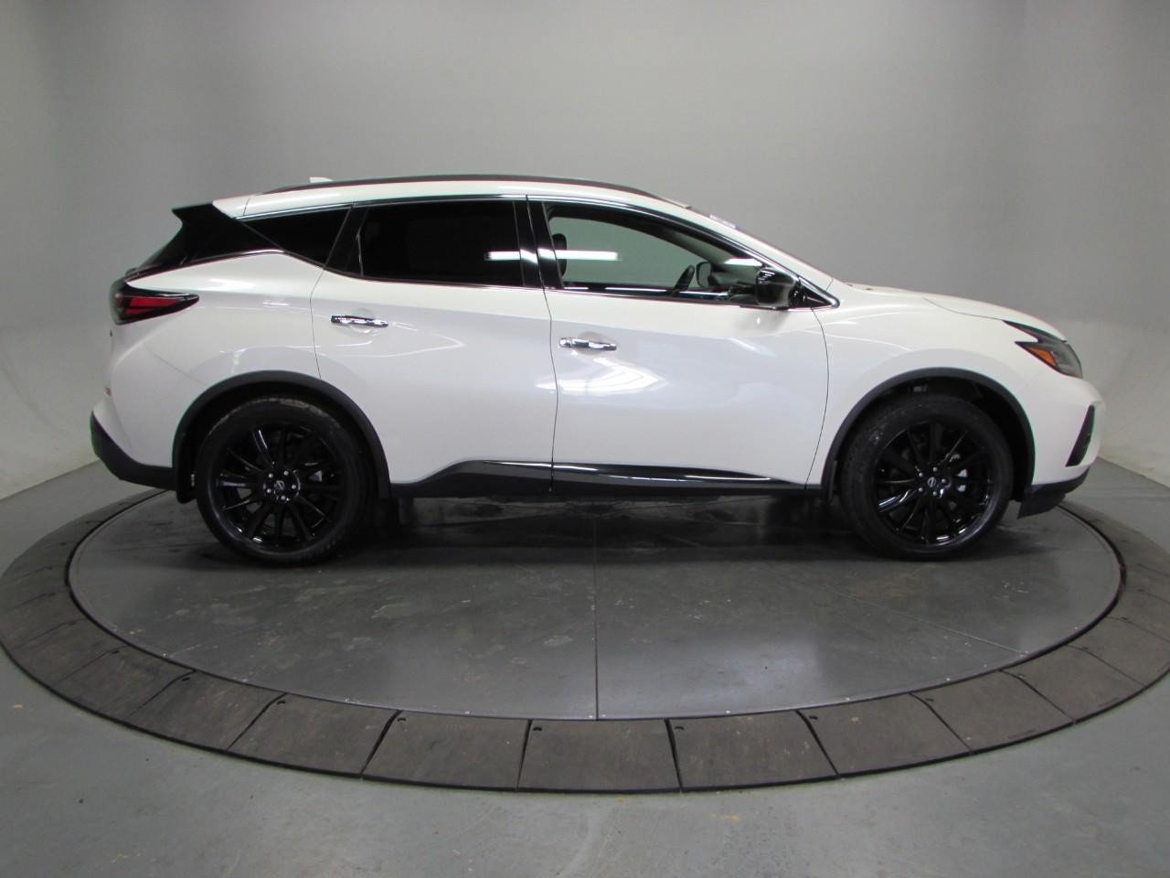 Used 2023 Nissan Murano SV w/ SV Midnight Edition Package AWD/4WD image 8