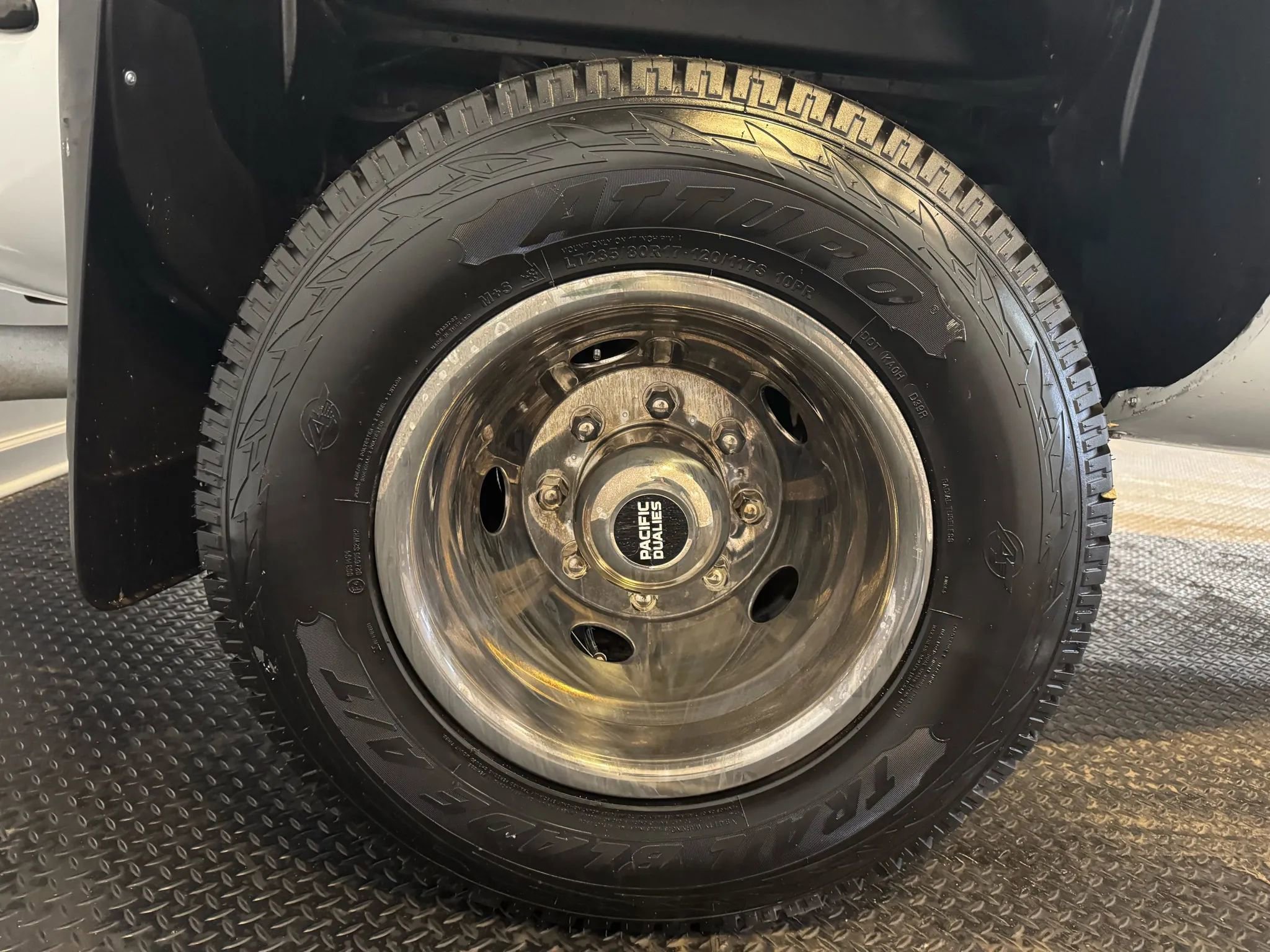 Used 2011 GMC Sierra 3500 SLE w/ SLE Preferred Package image 35