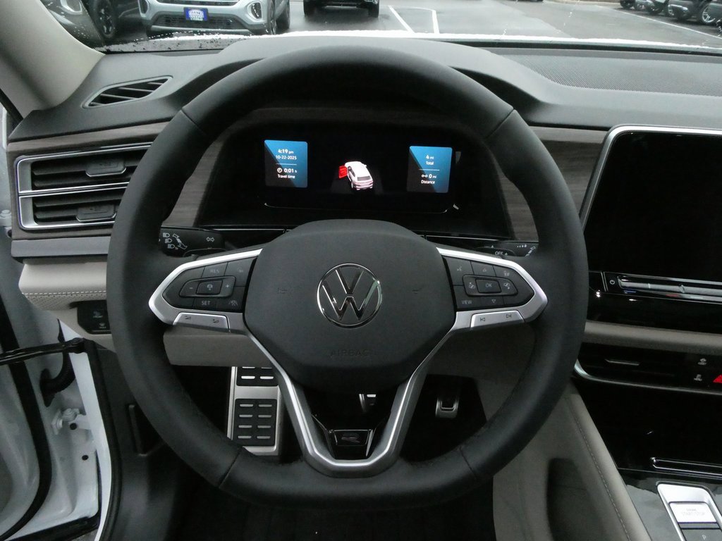New 2026 Volkswagen Atlas SEL Premium R-Line image 4