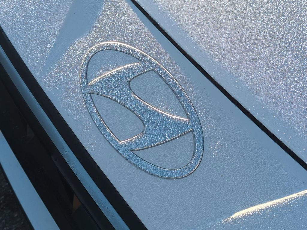 New 2026 Hyundai Elantra Limited image 13