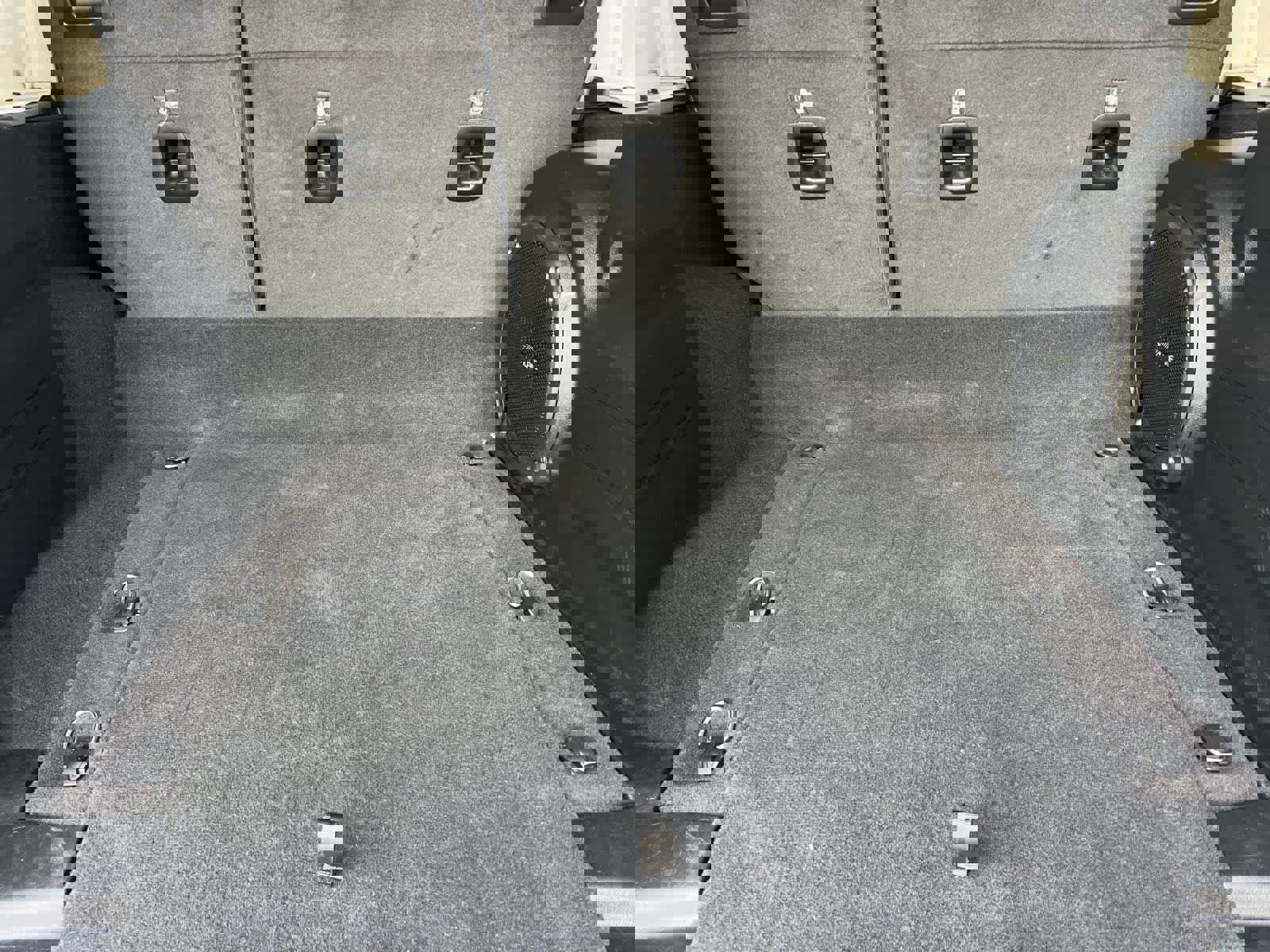 Used 2023 Jeep Wrangler Sahara image 16