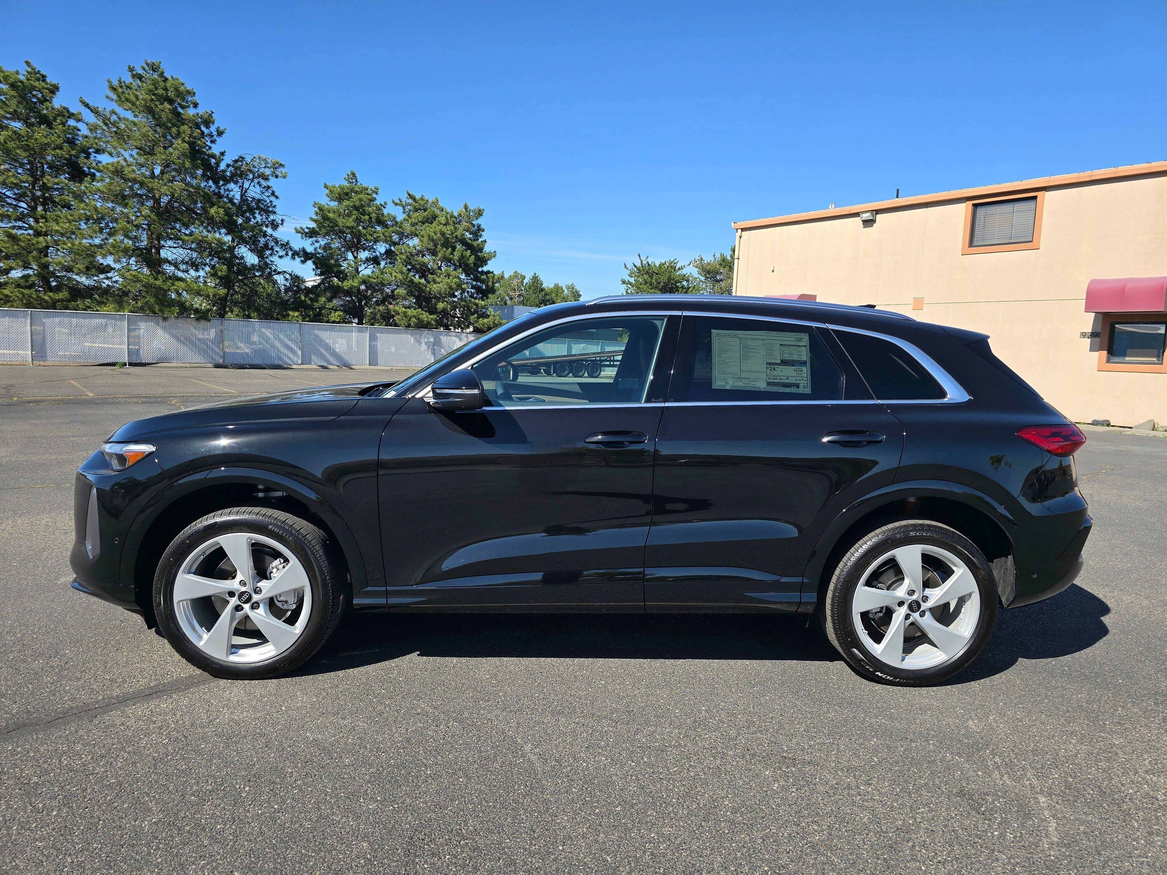 New 2026 Audi Q5 Premium AWD/4WD image 4