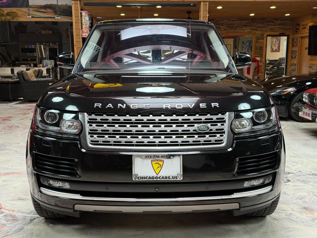 Used 2017 Land Rover Range Rover Supercharged AWD/4WD image 2