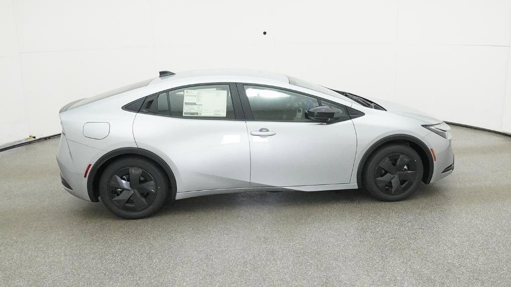 New 2026 Toyota Prius Plug-In Hybrid image 11