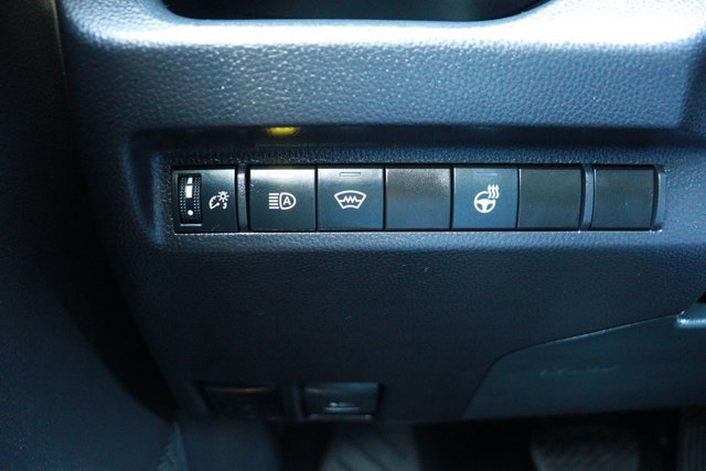 Used 2025 Toyota RAV4 XLE image 23