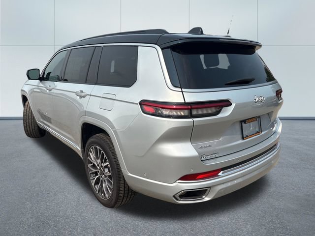 Used 2025 Jeep Grand Cherokee L Summit AWD/4WD image 2
