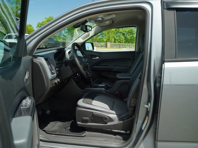 Used 2020 Chevrolet Colorado Z71 AWD/4WD image 12