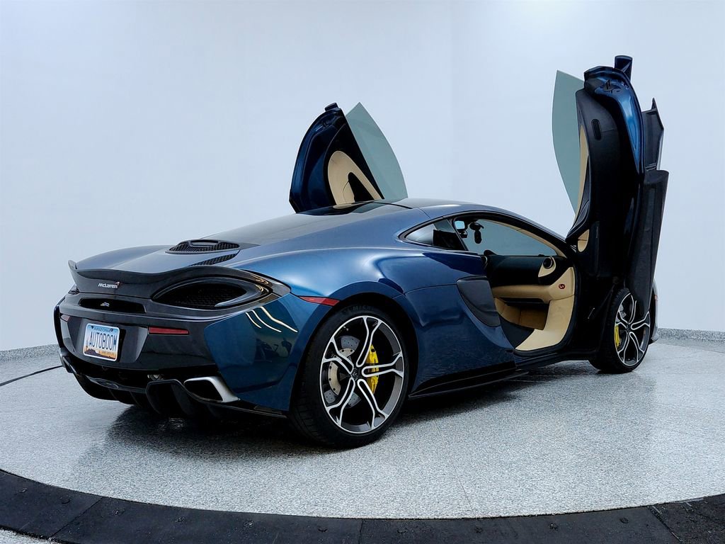 Used 2017 McLaren 570S image 11