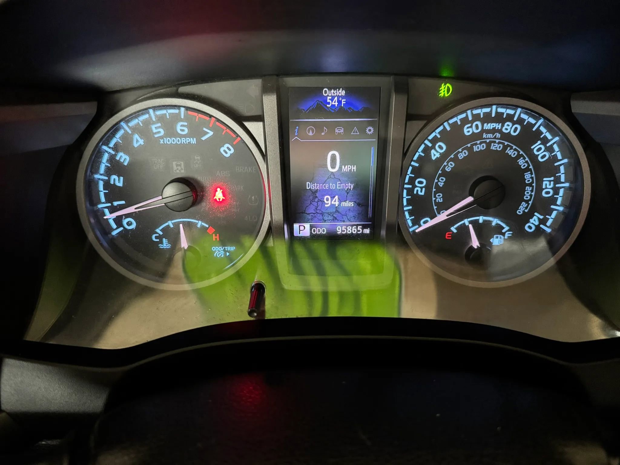 Used 2017 Toyota Tacoma TRD Off-Road w/ Tow Package (A/T) image 12