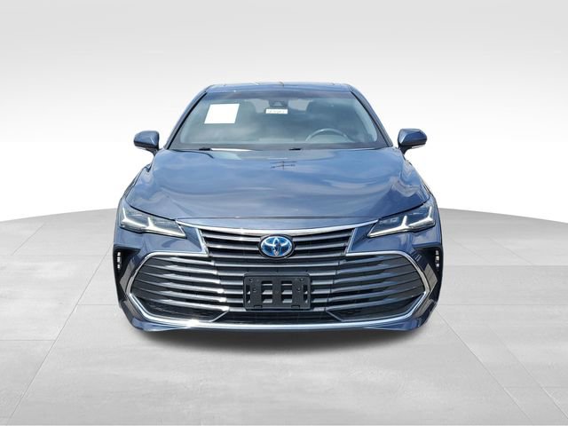 Used 2019 Toyota Avalon Limited w/ All Weather Liner Package image 2