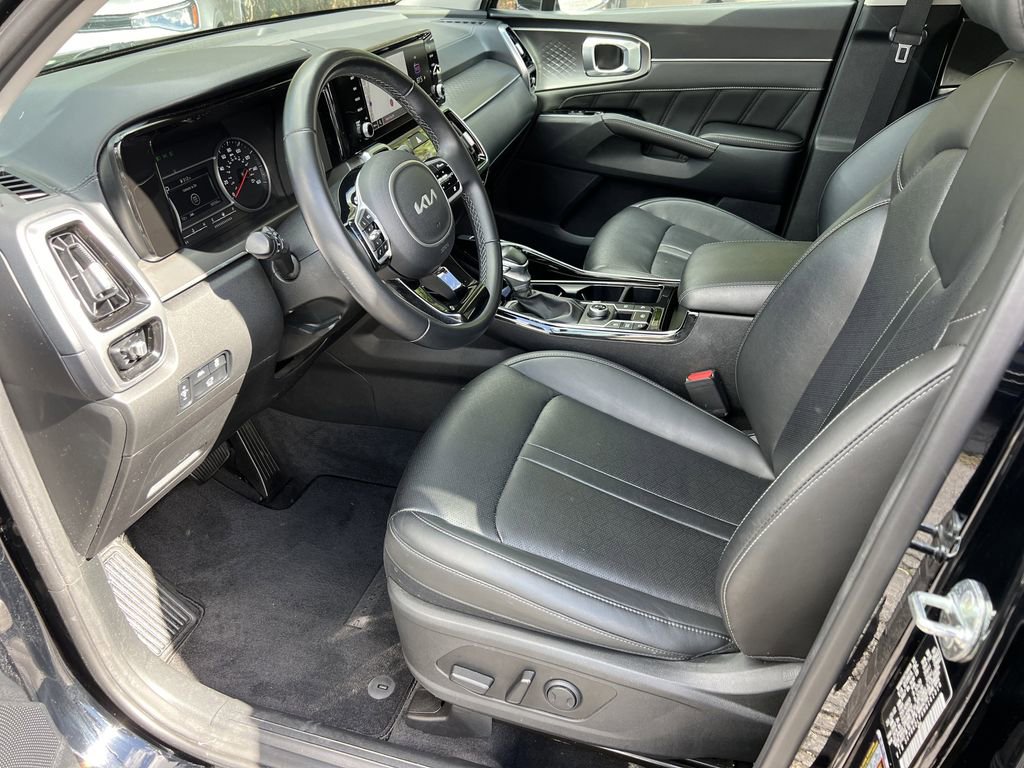Used 2022 Kia Sorento SX image 7