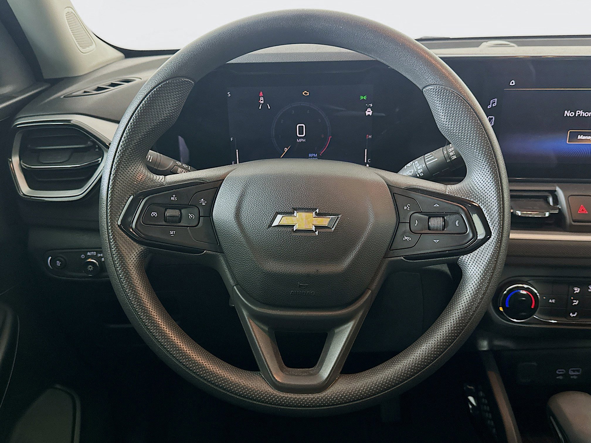 Used 2024 Chevrolet TrailBlazer LS image 17