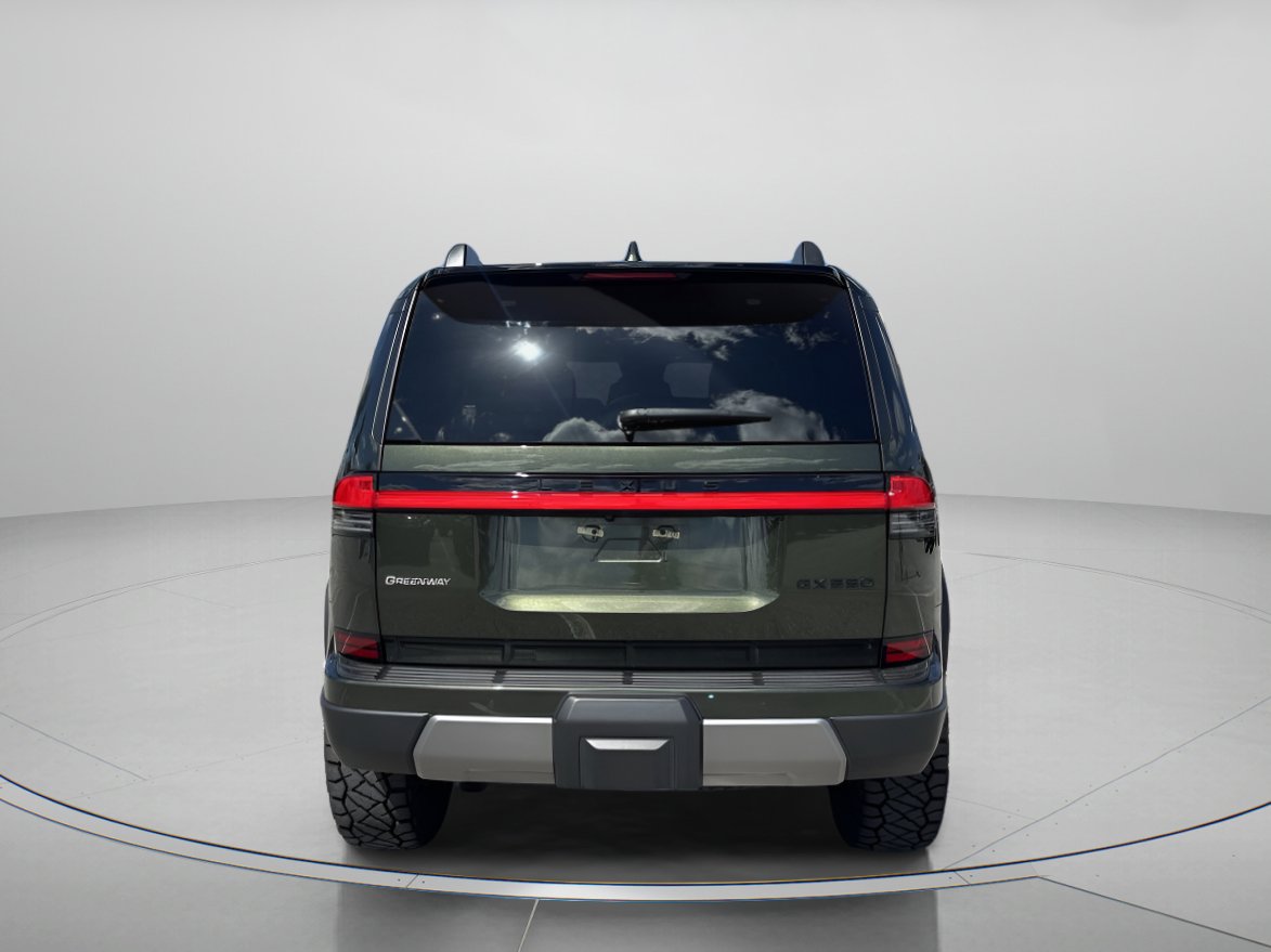 Used 2024 Lexus GX 550 image 4