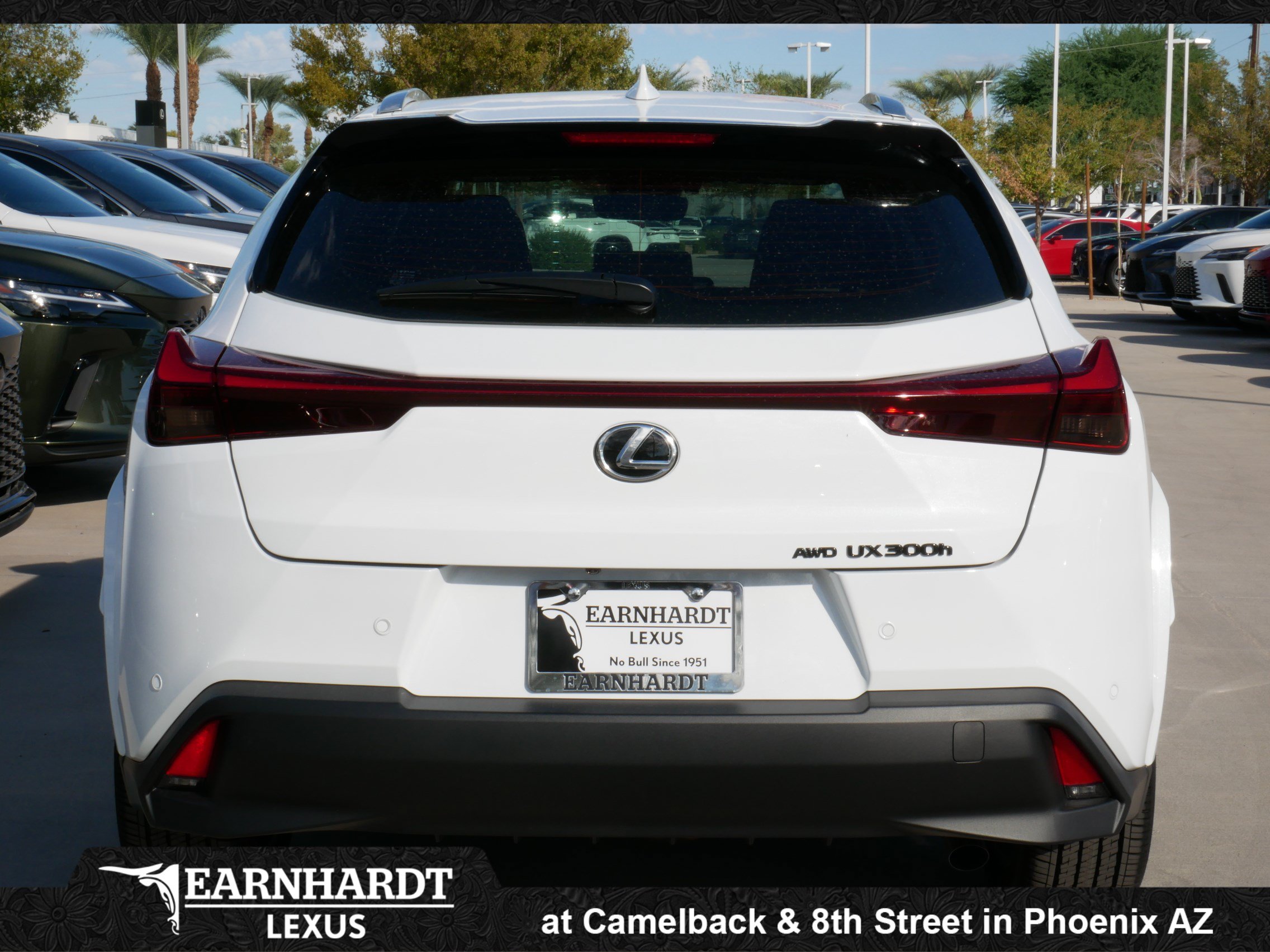 New 2026 Lexus UX 300h AWD image 5