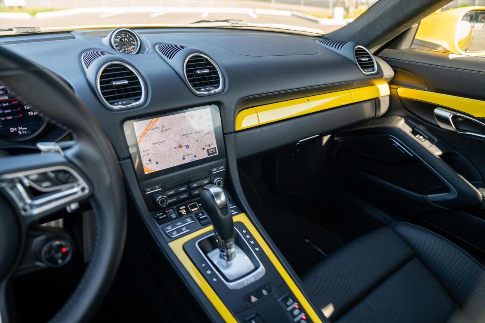 Certified 2025 Porsche 718 Cayman GTS image 18