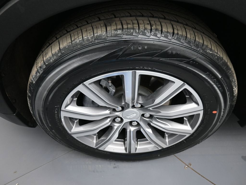 Used 2023 Cadillac XT4 Sport w/ Technology Package image 14