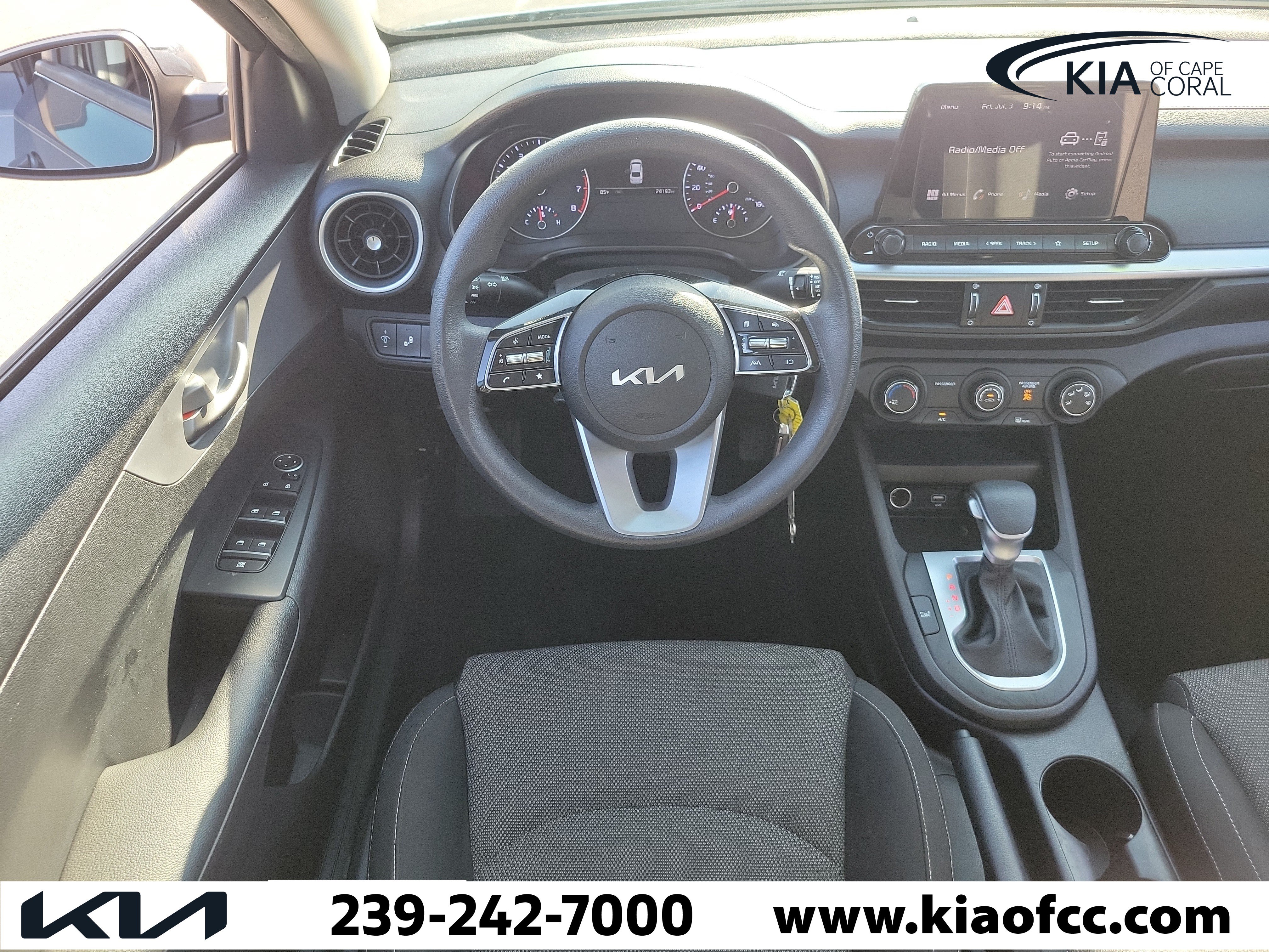 Certified 2022 Kia Forte LXS w/ LXS Technology Package FWD image 15