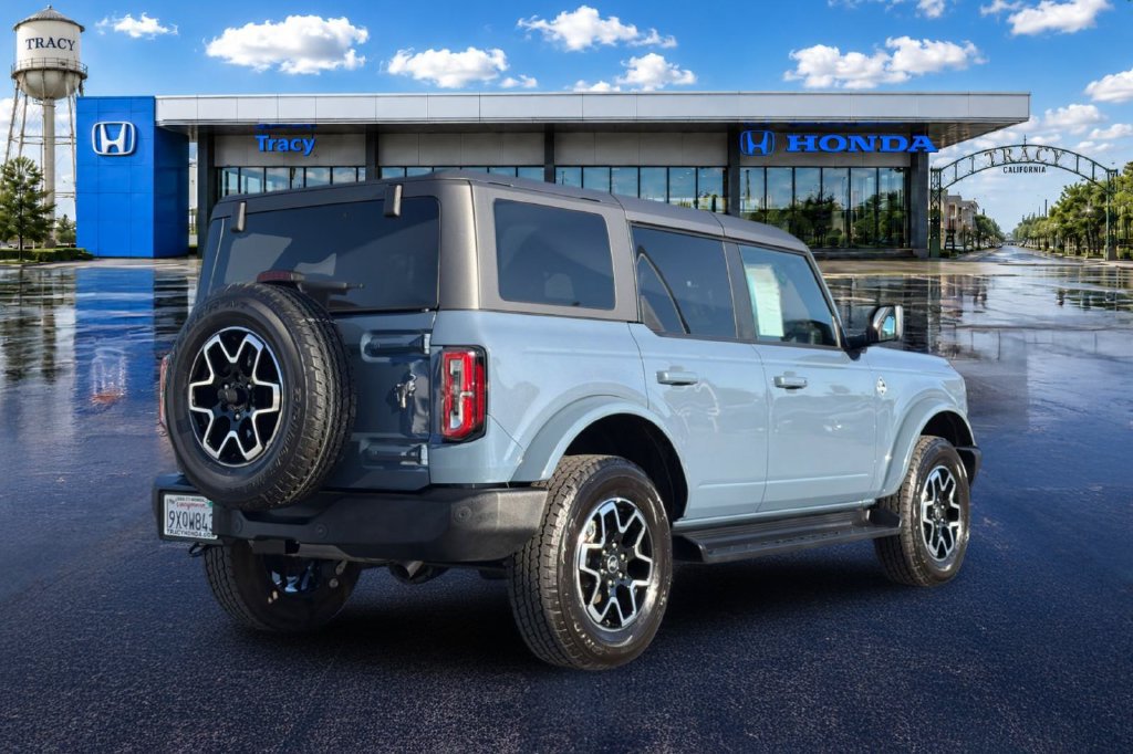 Used 2025 Ford Bronco Outer Banks AWD/4WD image 6